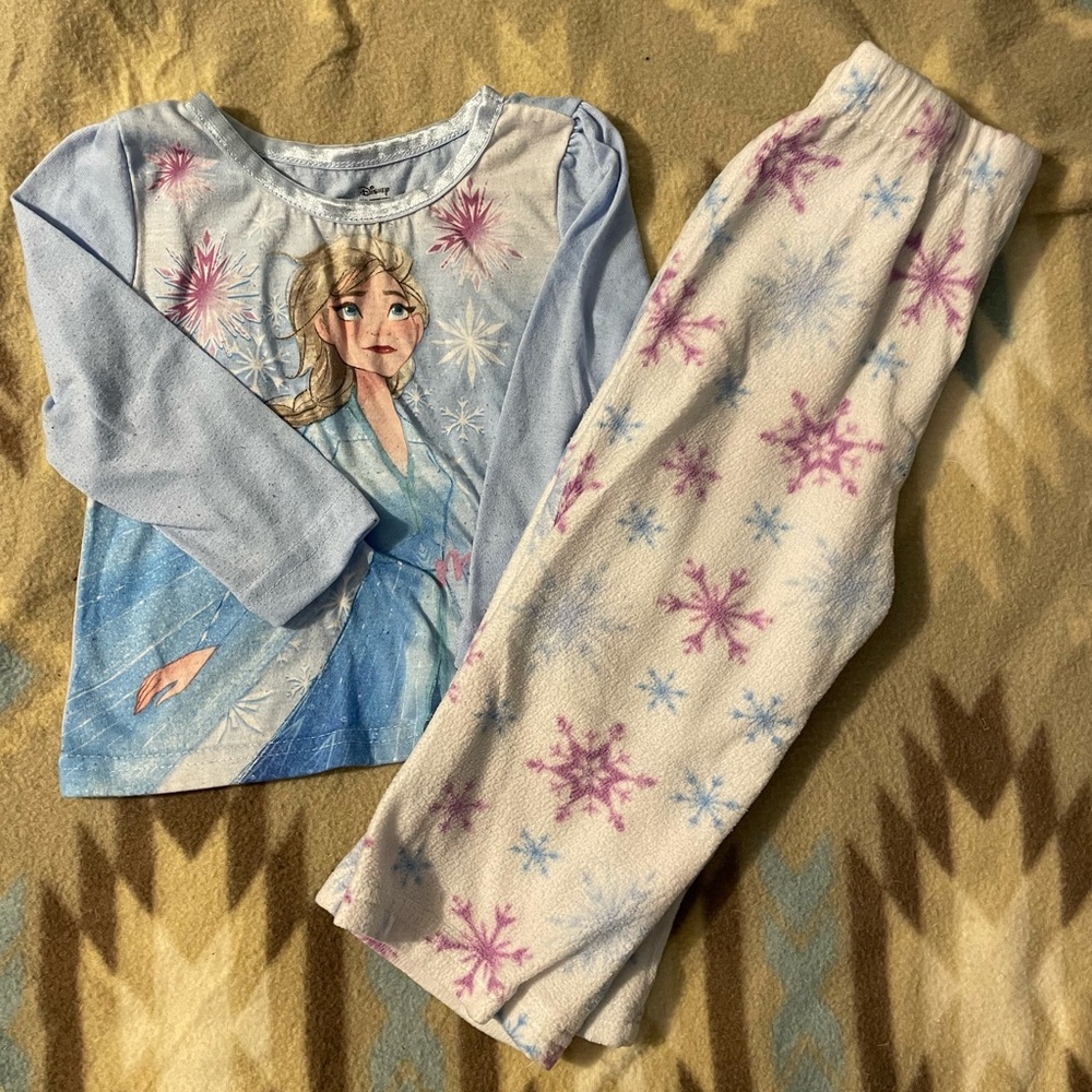 Toddlers Frozen II pj set